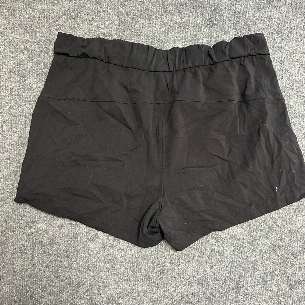 Lululemon Shorts Womens Size 10 Black Stretch Athletic Yoga Running Drawstring